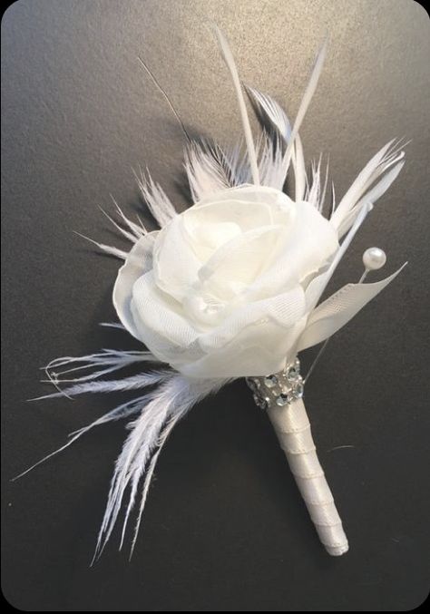 Feather Boutonniere, 20s Wedding, Crystal Bouquet, Bridal Brooch Bouquet, Rose Boutonniere, Great Gatsby Wedding, Corsage Prom, Feather Wedding, Groom Boutonniere