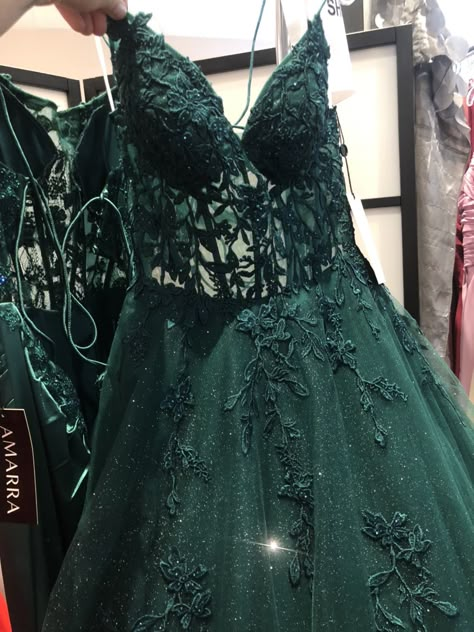 Forest Green Ball Dress, Dark Green Lace Prom Dress, Forest Green Corset Prom Dress, Corset Prom Dress Green, Green Corset Dress Prom, Emerald Grad Dress, Dark Green Prom Dress Corset Top, Forest Green Prom Dress Corset Top, Forest Green Grad Dresses