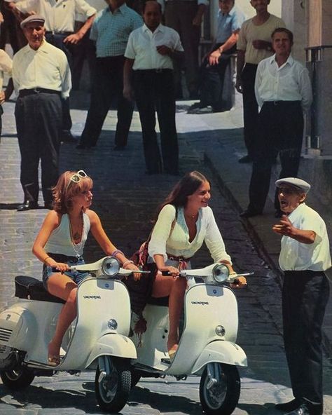 Italy Vibes, Charo Ruiz, Italian Aesthetic, Summer In Italy, Vespa Girl, Italian Lifestyle, Italo Disco, Italian Life, Slim Aarons