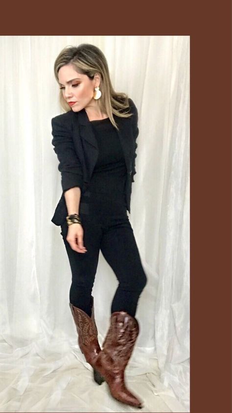 Outfits With Brown Cowboy Boots For Women, Work Outfits Cowboy Boots, Cowboy Boots For Work Fall Outfits, Cowboy Boot Outfits For Work, Cowboy Boots Dress Pants, Woman Cowboy Boots Outfits, Brown Boots Black Pants Outfit, Blazer And Cowgirl Boots, Business Casual Outfits With Cowboy Boots