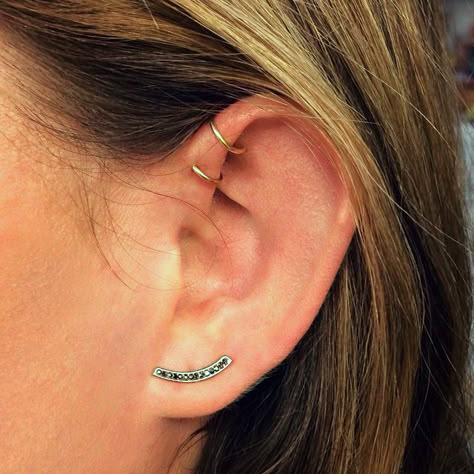 Double Helix Piercings by J. Colby Smith from NY Adorned & Rebecca Minkoff earrings #jewelry Front Helix Piercing, Double Helix Piercing, Bodysuit Tattoos, Watermelon Tourmaline Jewelry, Vintage Tattoos, Types Of Ear Piercings, Estilo Hipster, Forward Helix Piercing, Double Piercing