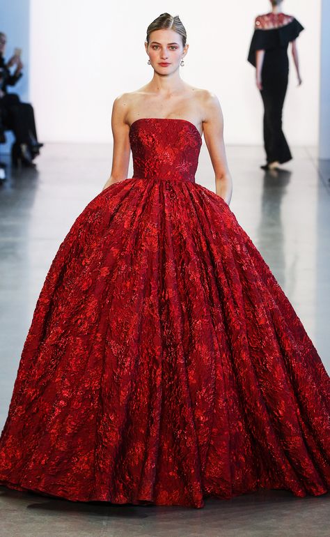 Red Gala Dresses, Gown Dress Design, Red Ball Gown, Big Dresses, Red Gown, Fashion Gowns, Red Gowns, Formal Outfits, George Clooney