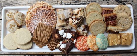 it’s back … 12 days of cookies | STRESSCAKE Charcuterie Meats, Cookie Display, Cookie Board, Cookie Platter, Gift Tray, Tree Nuts, Creative Food, Of Ideas, Crackers