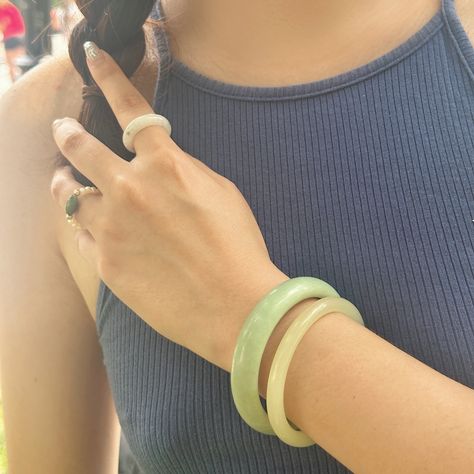 Jade Rings Aesthetic, Jade Bangle Aesthetic, Jade Bracelet Aesthetic, Bangle Outfit, Jade Aesthetic, Fitting Rooms, Jade Jewellery, Jade Rings, Jade Bangle Bracelet