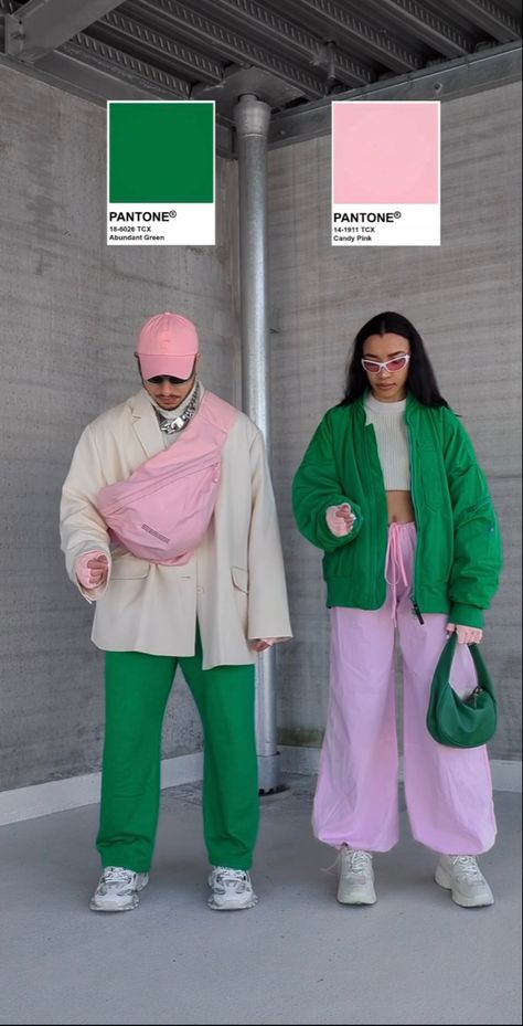 Couples Outfit Inspiration, Cool Color Combos Outfits, Colour Coordinated Outfits Couple, Colours That Go Together Outfits, Pantone Outfit Ideas, Color Blocking Outfits Street Style, Black Women Spring Outfits, Mismatch Outfit Ideas, Pantone Outfit