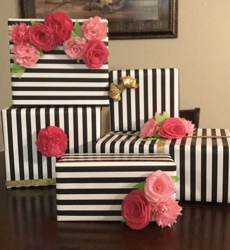 Kate Spade Bathroom Decor, Kate Spade Party Theme, Kate Spade Diy, Kate Spade Birthday Party, Kate Spade Cake, Kate Spade Inspired Party, Graduation Open House Ideas, Kate Spade Inspired Wedding, Kate Spade Theme