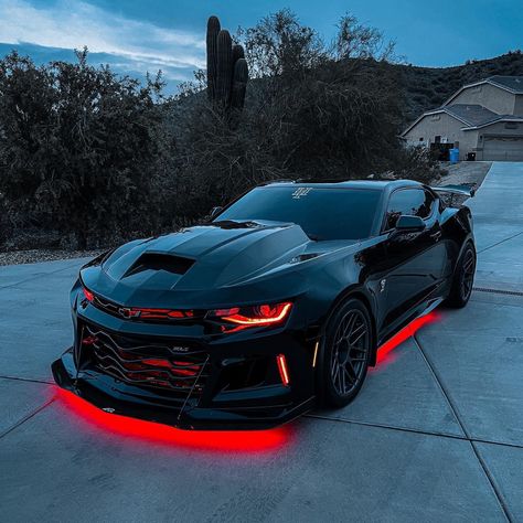 Tmax Yamaha, Chevy Camaro Zl1, Fantasy Cars, Camaro Car, Fast Sports Cars, Pimped Out Cars, Lux Cars, Camaro Zl1, Street Racing Cars