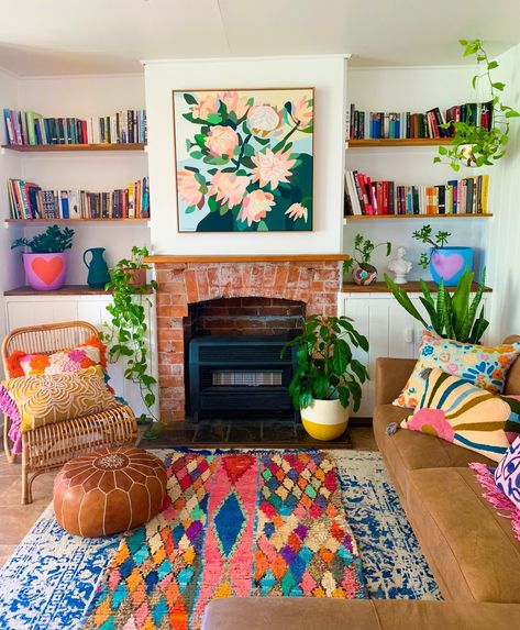 Eclectic Maximalism, Eclectic Interior Design, Eclectic Living, Colourful Living Room, Eclectic Living Room, Maximalist Decor, Colorful Home, Eclectic Interior, Maximalism