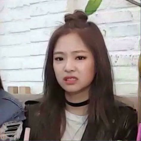 Funny Faces Pictures, Blackpink Meme, Memes Blackpink, Blackpink Memes, Face Pictures, Funny Kpop Memes, Blackpink Funny, Jennie Kim Blackpink, Kpop Meme