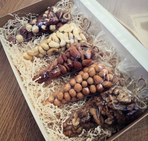 Dry Fruits Gift Hampers, Nuts Gift Packaging, Nuts Packaging Ideas, Dry Fruit Hamper, Dry Fruit Basket, Fruit Hampers, Dry Fruit Tray, Nuts Gift, Diwali Gift Hampers