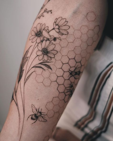 Such a lovely half-sleeve for a guest from Germany! Thank you for your trust 🙏🏻 #flowertattoo #beetattoo | Instagram Insect And Flower Tattoo, Wildflower Bee Tattoo, Wrist Filler Tattoo, Honeycomb Filler Tattoos, Bee Comb Tattoo, Bee Tattoo On Wrist, Honeycomb And Bee Tattoo, Cottagecore Tattoo Sleeve, Bee Shoulder Tattoo