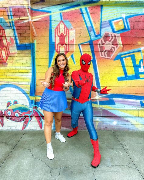 Disneyland/disney california adventure outfit inspiration, avengers campus picture idea! Spiderman Disneybound, Disney California Adventure Outfit, California Adventure Outfit, Marvel Disneybound, Disney Bounding Ideas, Photo Disney, Avengers Campus, Disneybound Ideas, Disney Bound Outfits Casual