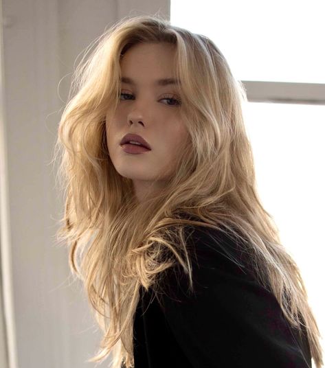 Chloe Rose, Female Actresses, Angel Face, Blonde Women, American Beauty, Girls Dpz, Blonde Girl, Girl Face, Woman Face