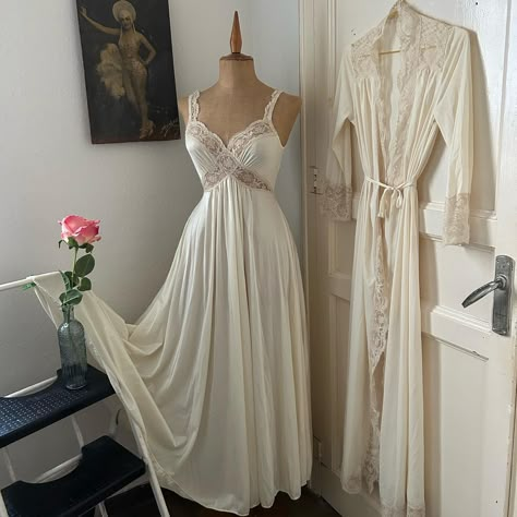 Night Gown Robe, Cute Pajama Dress, Nightgowns For Women Honeymoon, Sleep Gown Aesthetic, 1930 Nightgown, Silk Night Gown Aesthetic, Nighties For Women Wedding Night, Moomoo Nightgown, Sleep Dress Aesthetic