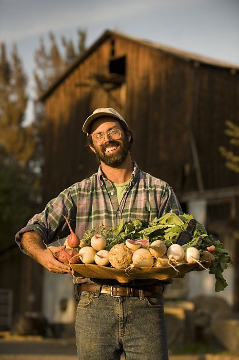 Star Route Farms, Dirty Girl Produce, County Line Harvest, and Knoll Farms share holiday traditions and recipes Farmer Portrait Photography, Farmer Portrait, Man Gardening, Farmer Character, Agriculture Photography, Farm Photoshoot, Countryside Fashion, Thanksgiving Tables, Farmer Outfit