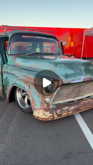 1955-59 Chevy /GMC Trucks! @we_4lo on Instagram: "@poppyspatina had this patina fleetside laid out in their booth for the @dinosgitdown last year. This truck was dope. Check out the details.  _______________________________________   #taskforceeratrucks #taskforceera #chevytaskforce #chevy3100 #chevytruck #gmctrucks #classictrucks #hotrodtrucks #chevystepside #gmcstepside #5559chevytrucks #55chevy #56chevy #57chevy #58chevy #59chevy #apachetruck #59apache #fleetsidechevy #patinatruck #patinatrucknation #airride #slammedtrucks #slammed #slammednation #patinaperfection #poppyspatina #dinosgitdown" Patina Truck, 1986 Chevy Truck, 55 Chevy Truck, Old Chevy Pickups, Chevy Trucks For Sale, 57 Chevy Trucks, Rat Rod Truck, Chevy Apache, Rat Rod Cars