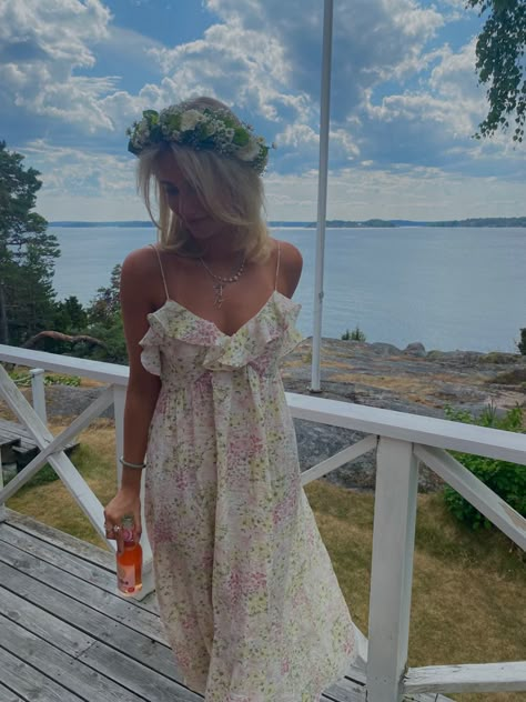 Stockholm Style Dress, Midsommar Dress, Midsummer Outfit, Midsommar Outfit, Midsommar Party, Sommar Outfit, Scandinavian Summer, Stockholm Stil, Fest Outfits