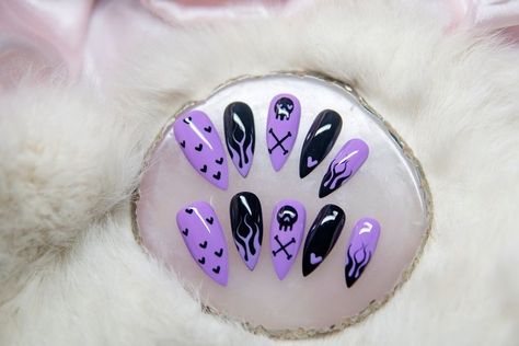 Pastel Goth Nails, Black And Purple Nails, Flame Heart, Pastel Goth Aesthetic, Heart Skull, Nails Pastel, Ten Nails, Heart Eye, Punk Nails