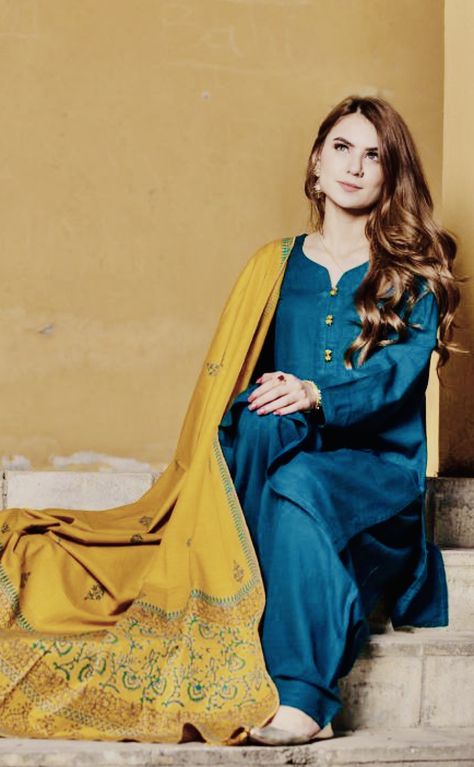 Mustard Shawl, Pakistani Formal Dresses, Suits Punjabi, Frock Fashion, Blue Suits, Pakistani Fashion Party Wear, Pakistani Fashion Casual, Salwar Kamiz, Pakistani Dresses Casual