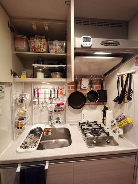 1k Apartment Japan, 1k Apartment Japan Ideas, Japan Small Kitchen, Japanese Apartment Kitchen, Small Japanese Apartment, Tiny Japanese Apartment, Small Room Interior, Japanese Apartment, Tiny Kitchen Design