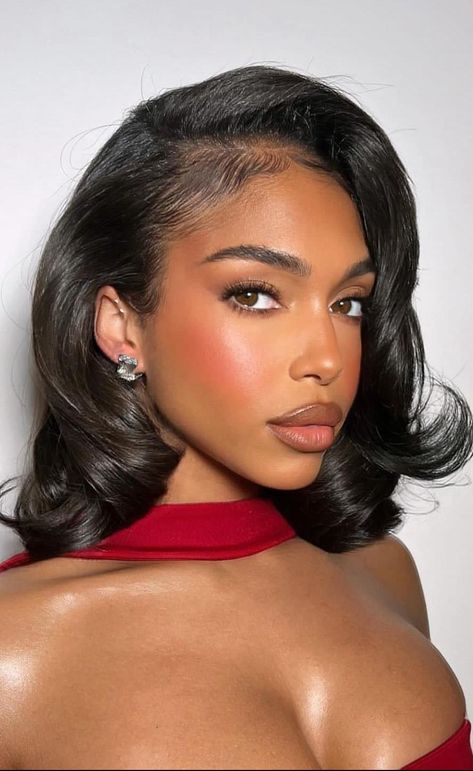 Light Skin Makeup, 90s Makeup Look, Birthday Makeup Looks, Makeup Black Women, Makeup For Black Skin, Lori Harvey, Brown Skin Makeup, Soft Glam Makeup, Blowout Hair