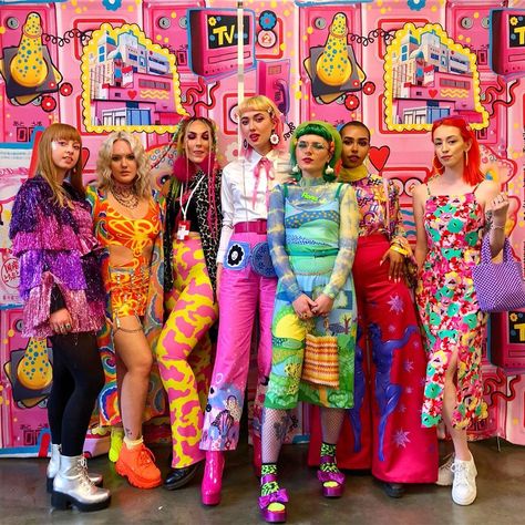 Indie Aesthetic Fashion, Colorful Wardrobe, Barbie Wardrobe, Rainbow Outfit, Quirky Fashion, Indie Aesthetic, The Best Day, Indie Outfits, Indie Kids