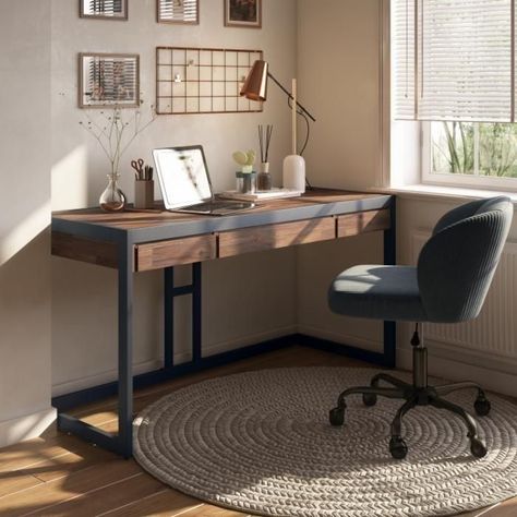 Black And Wood Office Desk, Industrial Pc Desk, Wood And Metal Desk Modern, Meja Kerja Industrial, Industrial Desk Ideas, Home Office Estilo Industrial, Small Office Table Design Modern, Industrial Study Room, Bedroom Desk Design