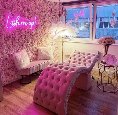 Aesthetic Esthetician, Lash Room Ideas, Facial Room, Dream Spa, Tech Room, Lash Room Decor, Beauty Room Salon, Esthetician Room Decor, Esthetics Room