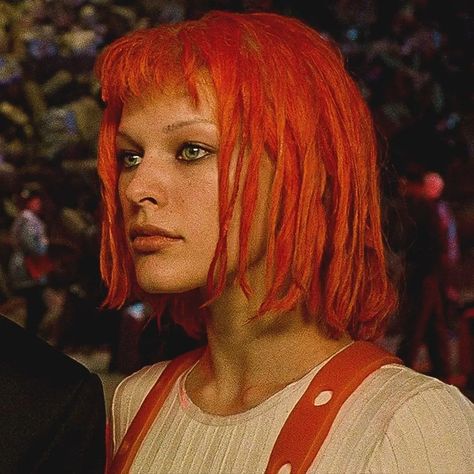 Milla Jovovich Fifth Element, Late 90s Aesthetic, Leeloo Fifth Element, Fifth Element Costume, 5th Element, The Fifth Element, Bright Red Hair, Septième Art, Boys Don't Cry