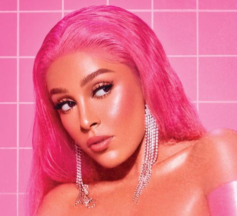 Doja Cat News on Twitter: ".@DojaCat - Hot Pink (2019)… " Baby Blue Aesthetic, Cat Icon, Female Rappers, Poses References, Jimmy Fallon, Cat Aesthetic, Doja Cat, Chris Brown, Exotic Pets