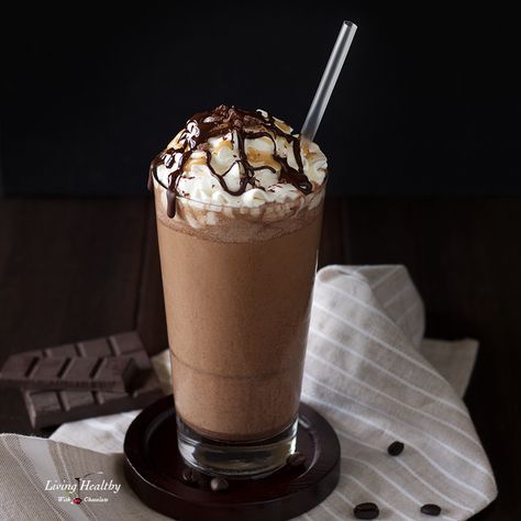 Healthy Homemade Starbucks Mocha Frappuccino Copycat Recipe (Paleo, dairy-free, gluten-free, sugar-free) by #LivingHealthyWithChocolate Starbucks Mocha Frappuccino Recipe, Paleo Coffee, Homemade Mocha, Starbucks Mocha, Paleo Snack, Paleo Drinks, Mocha Frappuccino, Frappuccino Recipe, Chocolate Drink