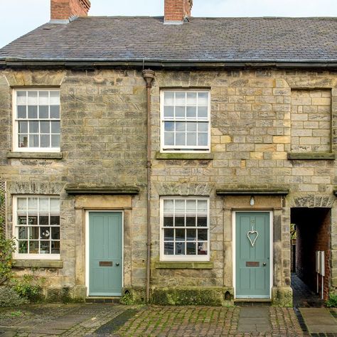 Step inside this cosy country cottage in rustic Derbyshire | Ideal Home Rustic Cottage Exterior, Cottages Uk, Pretty Buildings, Cottage Front Doors, Country Cottage Interiors, British Cottage, Stone Cottages, English Country Cottage, Stylish Wall Decor