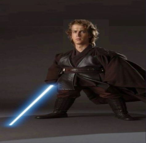 Original Star Wars Characters, Starwars Anakin Skywalker, Hayden Christensen Funny Pictures, Anakin Skywalker Funny, Hayden Christensen Funny, Bananakin Skywalker, Anakin Meme, Starwars Icons, Anakin Skywalker Icon