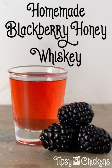 How To Infuse Whiskey, Infused Moonshine Recipes, Honey Whiskey Recipes, Homemade Mead How To Make, Homemade Whiskey Recipe, Honey Moonshine Recipes, Diy Infused Whiskey, Whiskey Infusion Recipe, Homemade Alcohol Recipes