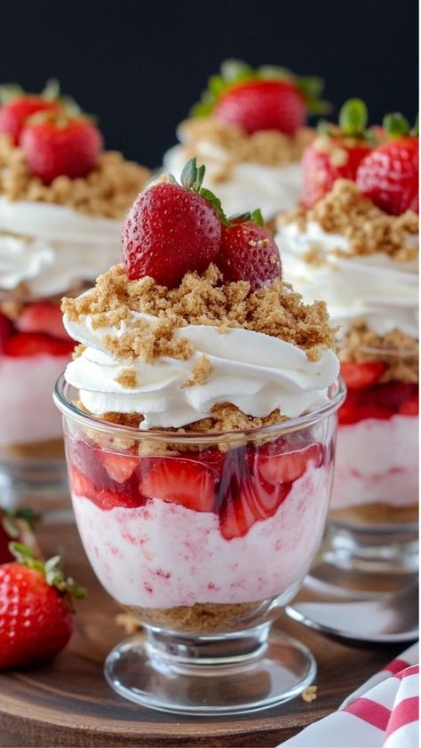 No-Bake Strawberry Cheesecake Parfaits - Valerie Recipes Ice Cream Parfait Desserts, Thanksgiving Parfait Desserts, Fancy Parfait, Mini Parfait Desserts, Sweet Treats Easy To Make Quick, Parfait Desserts Easy, Fruit Parfait Dessert, Easy Parfait Recipes, Strawberry Cheesecake Parfait