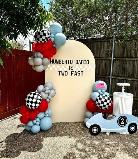 Two fast 🚙 💨 #twofast #twofastbirthday #dfw #dfwpartyrentals #dfwballoons #dfwmoms #dfwballoonartist 2 Fast 2 Furious Birthday Party, Fast One Birthday Party, Two Fast Birthday, 2 Fast 2 Furious, Fast 2 Furious, Birthday Party Balloons, Birthday Party Balloon, 2nd Year, Party Balloons