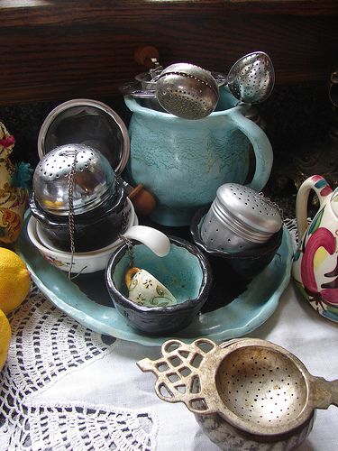 Tea vignette centered | par Stephanie Distler Tea Journal, Tea Balls, Tea Supplies, Tea Infusers, Tea Strainers, Cuppa Tea, Grad Student, Tea Brands, Tea Sandwiches