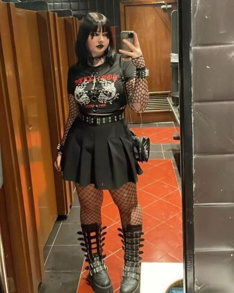 Goth Outfit Inspo, Outfits Goth, Goth Outfit, Alt Outfits, Black Clothes, Rock Outfits, Estilo Punk, Punk Outfits, Alt Fashion