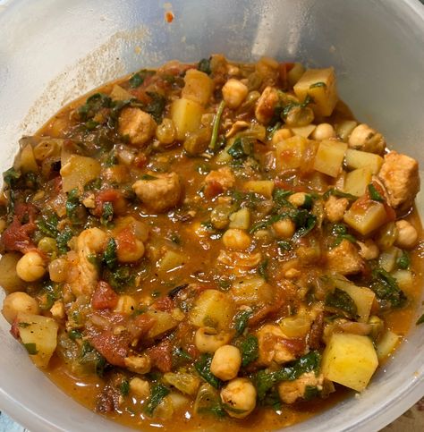 Moroccan Recipes Vegetarian, Moroccan Vegetarian Recipes, Moroccan Appetizer Recipes, Best Moroccan Dishes, Moroccan Food Recipes Traditional, Chickpea Stew Recipes, Moroccan Recipes Authentic, Moroccan Food Recipes, Moroccan Lentils