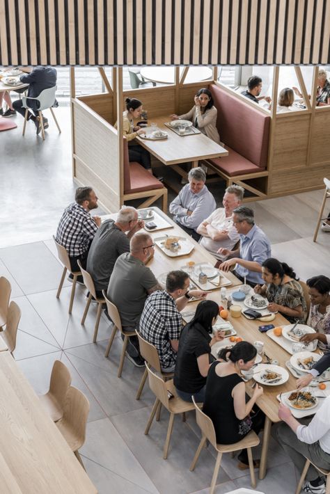 ASICS EMEA Headquarters - Hoofddorp - 13 Canteen Design, Food Court Design, Office Cafeteria, Cafeteria Design, Office Canteen, Breakout Space, Work Cafe, Office Tour, Colorful Apartment