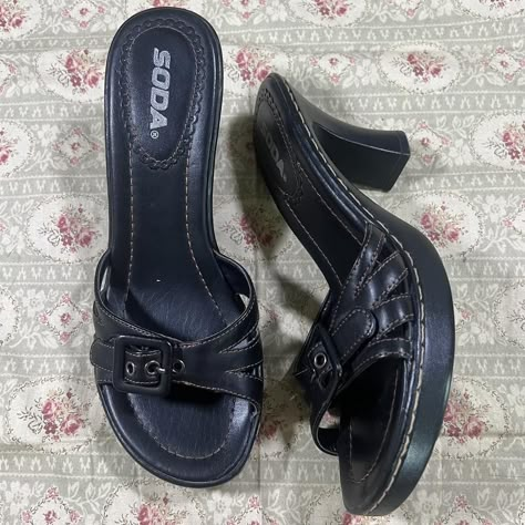 Y2K Style Soda Buckle Heels.  I haven’t worn these... - Depop Wedge Sandals Y2k, 2000s Kitten Heels, Y2k Shoes Aesthetic, 2000s Sandals, It Girl Shoes, 2000s Heels, 2000 Shoes, Platform Sandals Outfit, 2000s Shoes