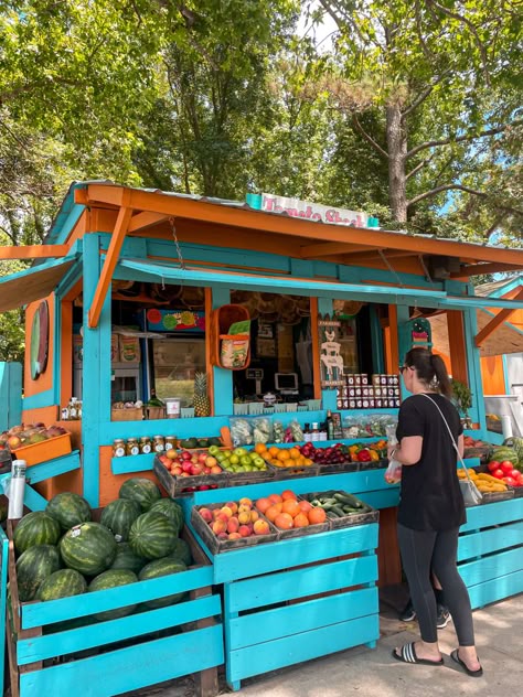 Roadside Fruit Stand, Food Shack Design, Fruit Kiosk Design, Tropical Fruit Stand, Mexican Fruit Stand, Fruit Stand Aesthetic, Fruit Kiosk, Beach Shack Aesthetic, Fruit Stand Ideas