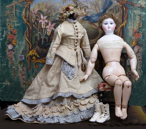 20" (51cm) ANTIQUE FRENCH EARLY FASHION DOLL BY LEON CASIMIR BRU WITH ORIGINAL DEPOSED WOODEN BODY, ORIGINAL GOWN Antique dolls at Respectfulbear.com White Leather Boots, Antique Doll Dress, Ears Pierced, China Head Doll, China Doll, German Fashion, Victorian Dolls, Doll Wardrobe, Antique Fashion