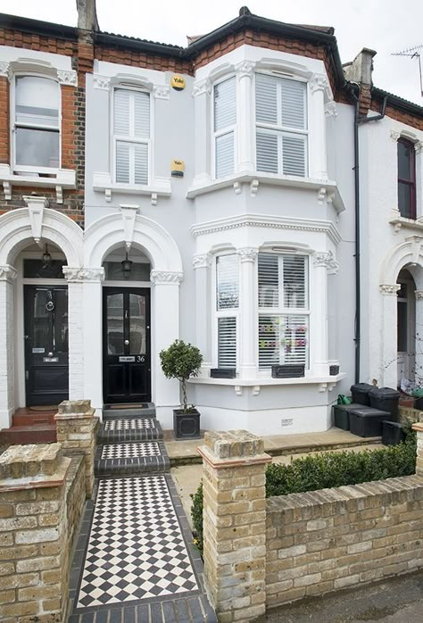 Victorian Terrace House Exterior, Terrace Kitchen Extension, Terrace House Exterior, Pebble Dash, Victorian Town, Victorian Front Doors, Victorian Terraced House, Victorian Terrace House, House Colours