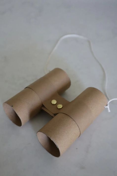 Diy Binoculars, Backyard Pools, Paper Roll Crafts, Paper Towel Roll Crafts, Wood Fence, Paper Towel Rolls, Kid Activities, Fence Design, Cardboard Crafts