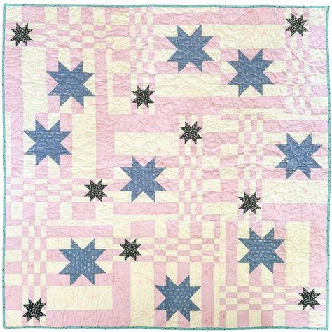 Stars randomly hovering over a checkered landscape? Yes please! Pattern is ready to launch on Wednesday, May 1st ❤️ ✨Star Kiss Block✨ is an asymmetrical block, so you can arrange it in any way you want. Get ready for it at the #sweetpotatoquiltclub where quilters can access hundreds of quilt layout possibilities with monthly mix and match block patterns ❤️ #sweetpotatopatterns #quiltblockpattern #quiltblicks #starquilt #quiltsofinsta Vintage Quilts Patterns, Quilt Club, Mini Quilt Patterns, Twin Quilt Size, Start Quilting, Fat Quarter Quilt, Wedding Quilt, Star Quilt Blocks, May 1st