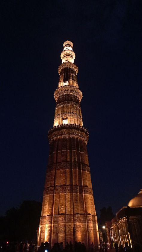 Qutub minar Delhi Instagram Story, New Delhi Aesthetic, Travel Snap, Qutub Minar, Delhi City, Insta Photo Ideas, Insta Photo, Instagram Ideas, Insta Story