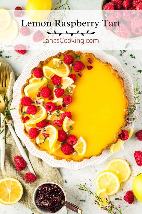 Lemon and Raspberry Tart Lemon Raspberry Tart Recipe, Tart Raspberry, Lemon Raspberry Tart, Raspberry Tart Recipe, Raspberry Tartlets, Lemon Tart Recipe, Lemon Curd Filling, Raspberry Almond, Raspberry Tarts