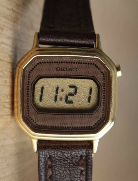 Pretty Watches, Vintage Watches Women, Seiko Watch, Retro Watches, Vintage Watches For Men, Dope Jewelry, Stylish Watches, Cool Fits, Beautiful Watches