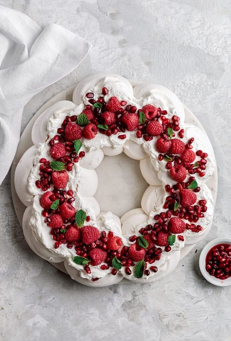 Pavlova Wreath with Almond Cream & Raspberries - Yoga of Cooking Pavlova Wreath, Christmas Pavlova, Pavlova Recipe, Almond Cream, Christmas Cooking, Sugar Rush, Holiday Food, Baklava, Christmas 2022